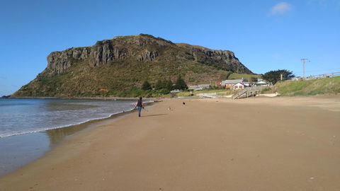 @ The Beach & Not Quite @ The Beach Holiday Cottages - Stanley - Sunshine Coast Guide 1