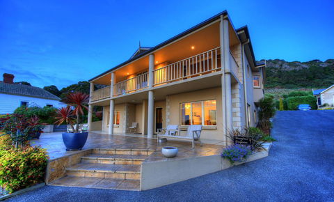 On The Terrace - Sunshine Coast Guide 43