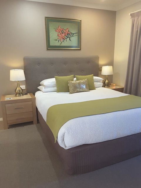On The Terrace - Sunshine Coast Guide 10