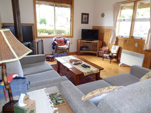 Post House Cottage - Sunshine Coast Guide 6