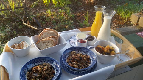 Hamlet Downs Country Accommodation - Sunshine Coast Guide 7