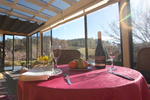 Hamlet Downs Country Accommodation - Sunshine Coast Guide 39