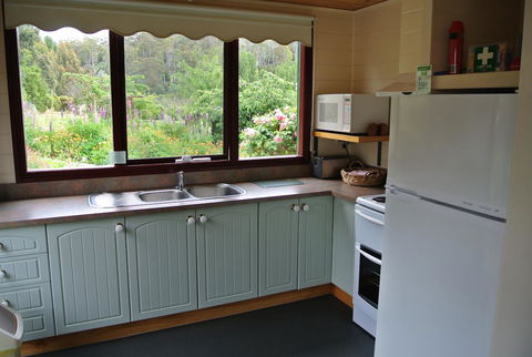 Hamlet Downs Country Accommodation - Sunshine Coast Guide 15