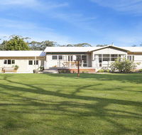 Newbury Haven - Sunshine Coast Guide