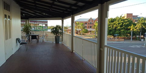 Newmarket Hotel - Sunshine Coast Guide 1