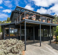 NICHE ON NOBLE - Ever Changing Vista - Sunshine Coast Guide