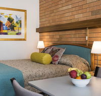 Ningana Motel - Sunshine Coast Guide