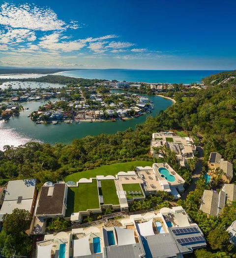 Noosa Crest Resort - Sunshine Coast Guide 3