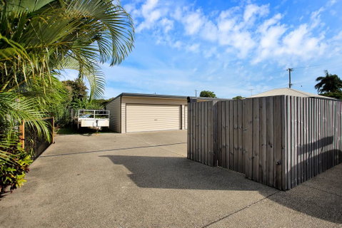 North Central Holiday Home - Sunshine Coast Guide 1