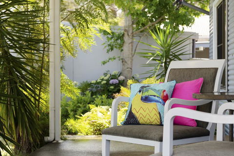 Ocean Breeze - Sunshine Coast Guide 0