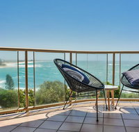 Ocean Front Moffat Beach Private Rooftop Terrace Walk to cafe's restaurants - Sunshine Coast Guide