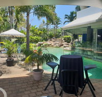 Ocean International Hotel - Sunshine Coast Guide