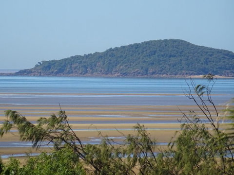 Ocean International Hotel - Sunshine Coast Guide 2