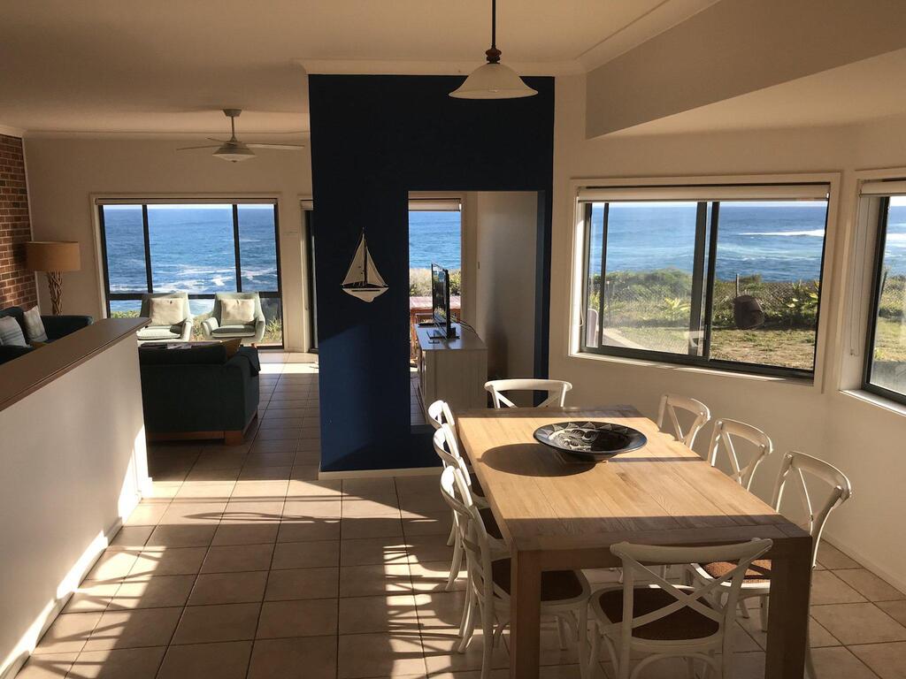 Bobs Farm NSW Sunshine Coast Guide