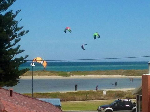 Ocean Vista Beach Stay - Sunshine Coast Guide 0