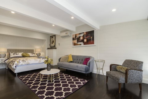 Olinda Forest Retreat With Spa - Sunshine Coast Guide 0