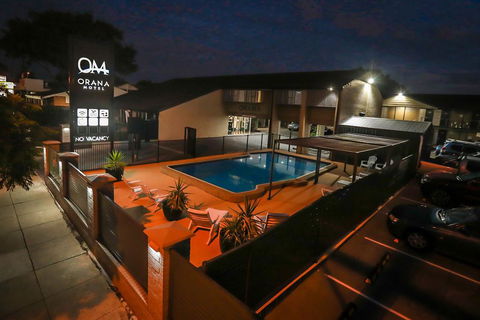 Orana Motel - Sunshine Coast Guide 0