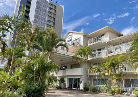 Outrigger Burleigh - Sunshine Coast Guide 0