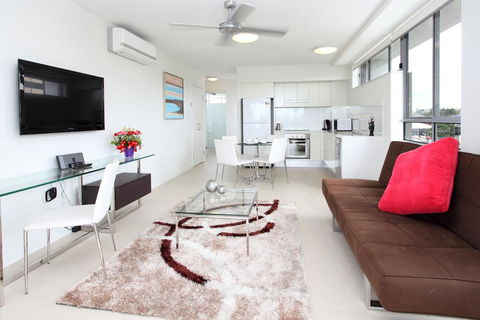 PA Apartments - Sunshine Coast Guide 0