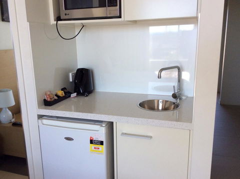 PA Apartments - Sunshine Coast Guide 3