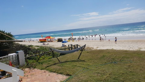 Palmy Sea Breeze - Sunshine Coast Guide 3