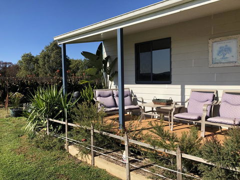 PANORAMA @ Lismar Lodge - Sunshine Coast Guide 1