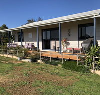 PANORAMA  Lismar Lodge - Sunshine Coast Guide