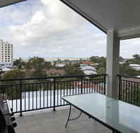 Panoramic Blue Bay Views - 3 Bedroom Townhouse - Sunshine Coast Guide