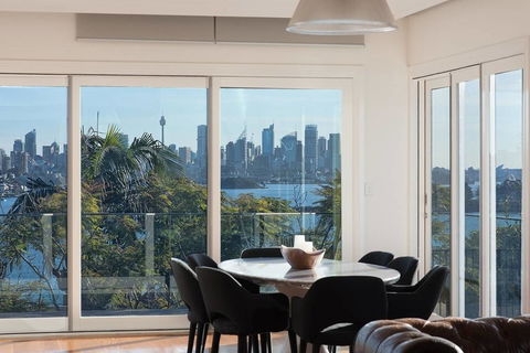 PANORAMIC HARBOUR VIEWS - Sunshine Coast Guide 1