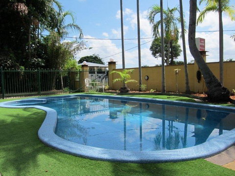 Paravista Motel - Sunshine Coast Guide 0