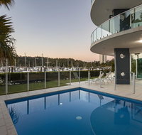 Pavillions 12 - Waterfront Spacious 4 Bedroom With Own Inground Pool And Golf Buggy - Sunshine Coast Guide