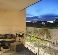 Perfectly Located Modern Apartment - Canberra CBD - Sunshine Coast Guide