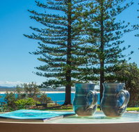 PERFECTLY POSITIONED BEACHFRONT APARTMENT-GREAT LOCATION WITH OCEAN VIEWS - Sunshine Coast Guide