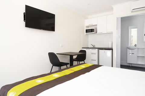 Petrie Mill Motel - Sunshine Coast Guide 2