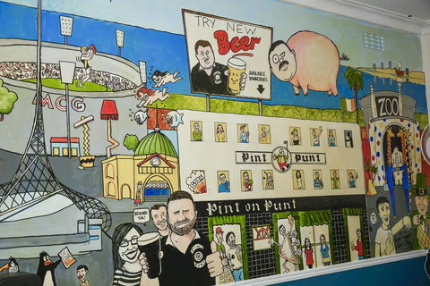 Pint On Punt Backpackers - Sunshine Coast Guide 3
