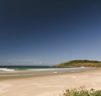 Plomer Beach House - Sunshine Coast Guide