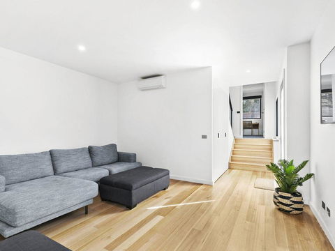 POINT BREAK , NEW LISTING 2019,  - Sunshine Coast Guide 3