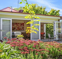Poppy Cottage-delightful pet friendly weatherboard - Sunshine Coast Guide