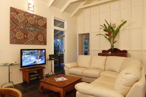 Port Douglas Cottage & Lodge - Sunshine Coast Guide 2