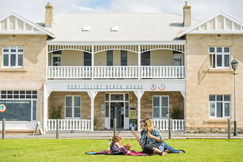 Port Elliot Beach House YHA - Sunshine Coast Guide 2