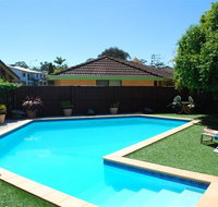 Port O'Call Motel - Sunshine Coast Guide