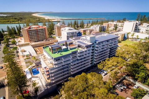 Port Pacific Resort - Sunshine Coast Guide 3