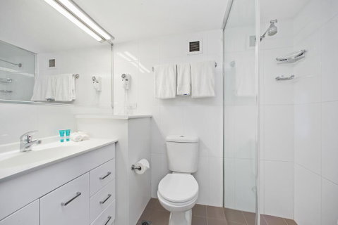 Port Pacific Resort - Sunshine Coast Guide 1