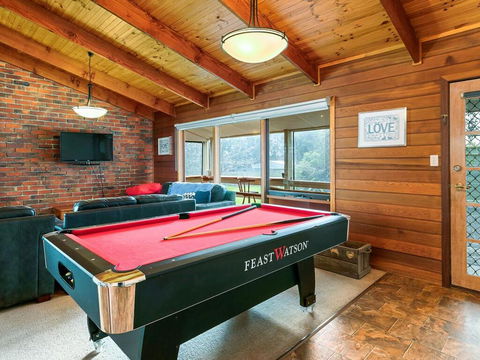 Powlett Place - Sunshine Coast Guide 1