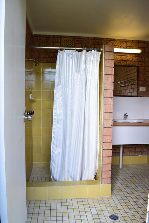 Pyramid Holiday Park - Sunshine Coast Guide 3