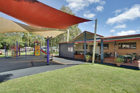 Pyramid Holiday Park - Sunshine Coast Guide 2