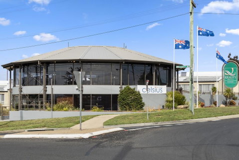 Quality Hotel Bathurst - Sunshine Coast Guide 0
