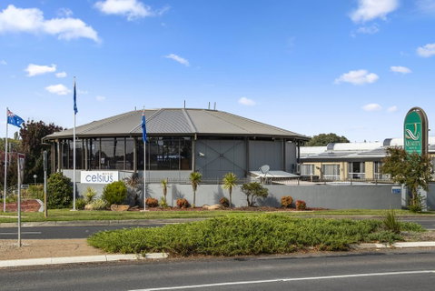 Quality Hotel Bathurst - Sunshine Coast Guide 1