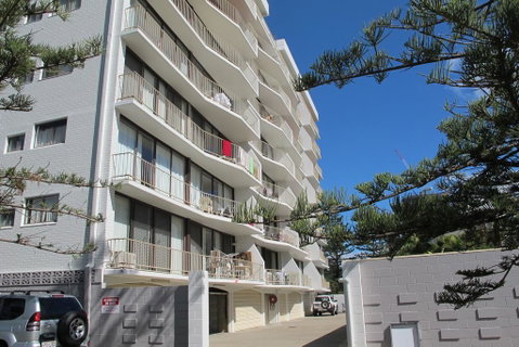 Queensleigh Holiday Apartments - Sunshine Coast Guide 1