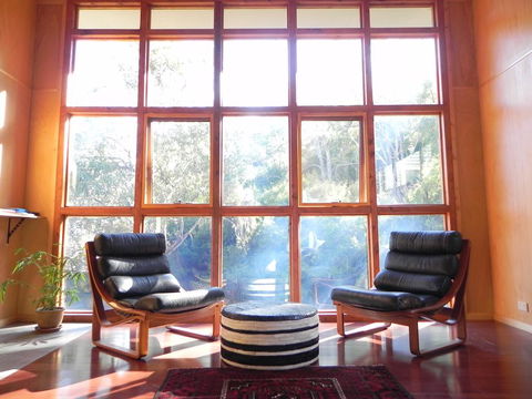 Queenstown Retreat B&B - Sunshine Coast Guide 1